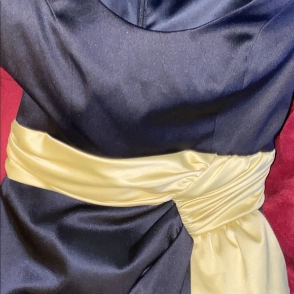 BCBG black satin yellow vintage 1950’s style bow detail cocktail dress - Picture 10 of 17